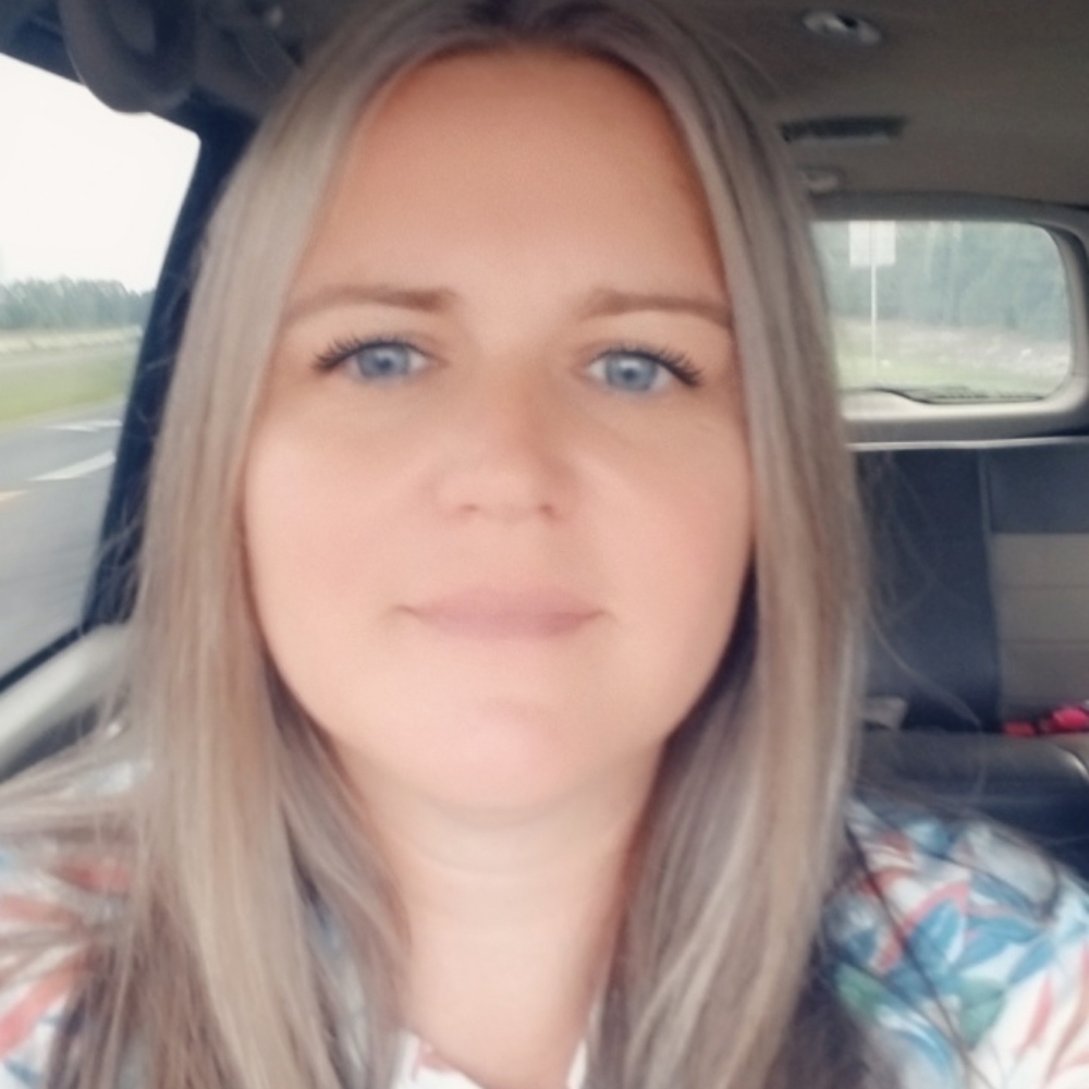 Meet your Posher, Leanne